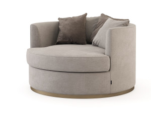 Бархатное кресло с подлокотниками