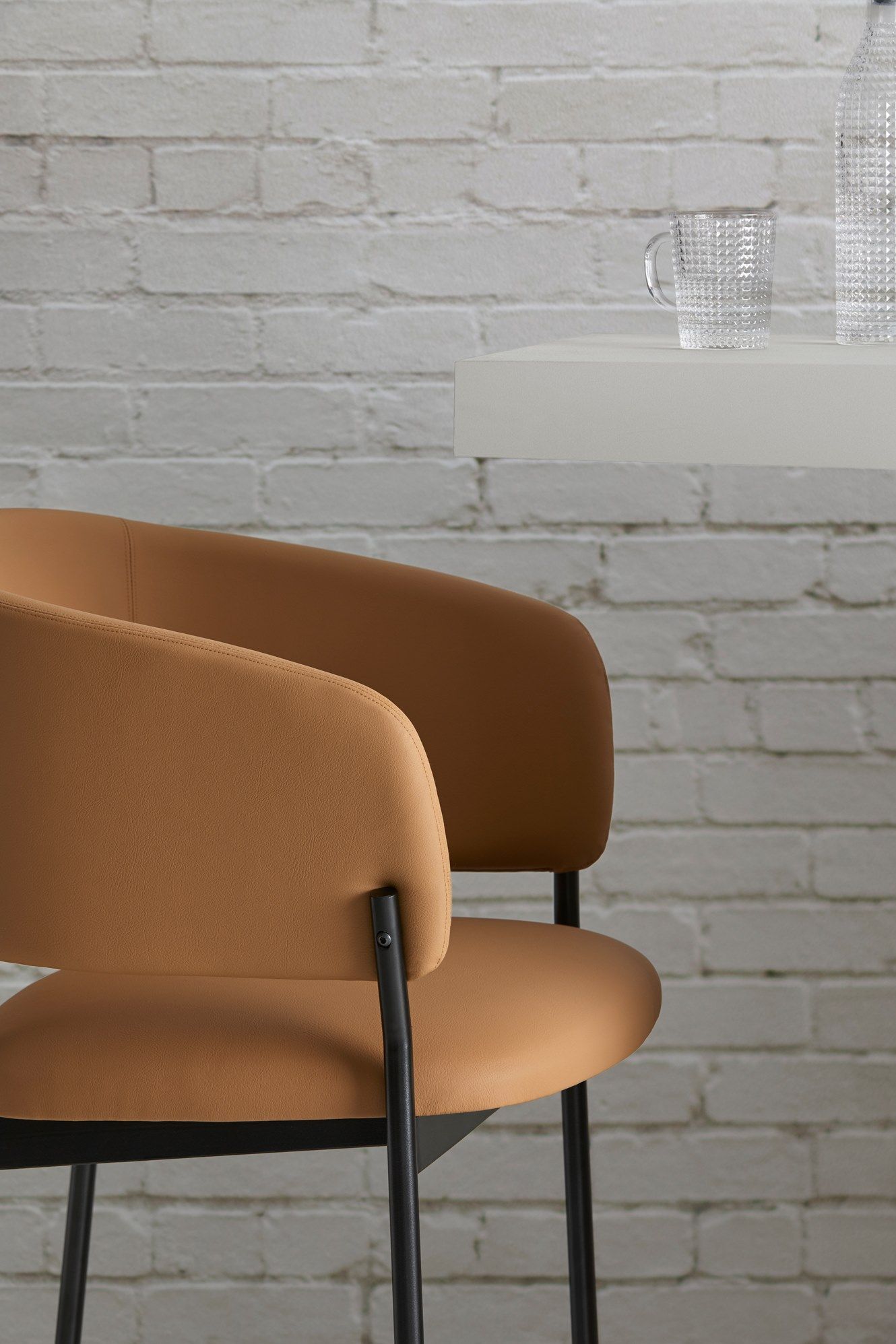 Высокий кожаный стул с подлокотниками Blasco&Vila RC Metal ARCH-00101523 - Вид №6