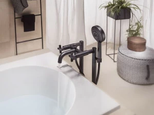 Nobili Rubinetterie Отдельностоящая ванна с ручным душем Lira