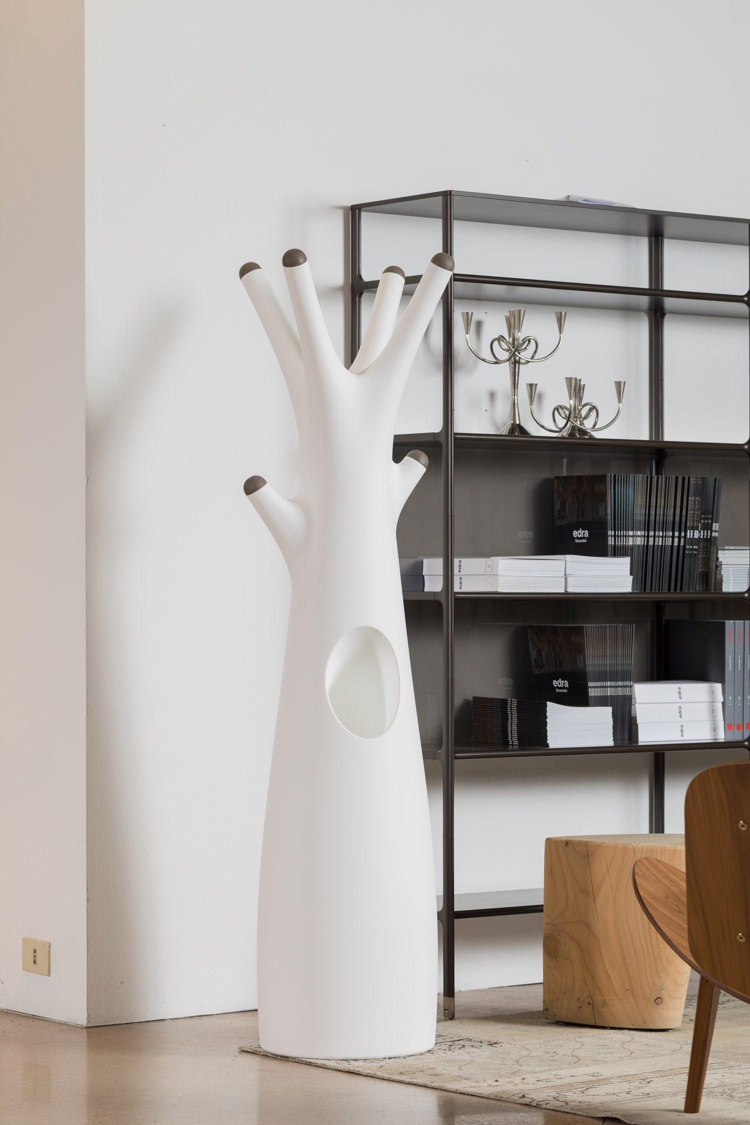 Вешалка для одежды из полипропилена PLUST Годо ARCH-00084247 - Вид №6