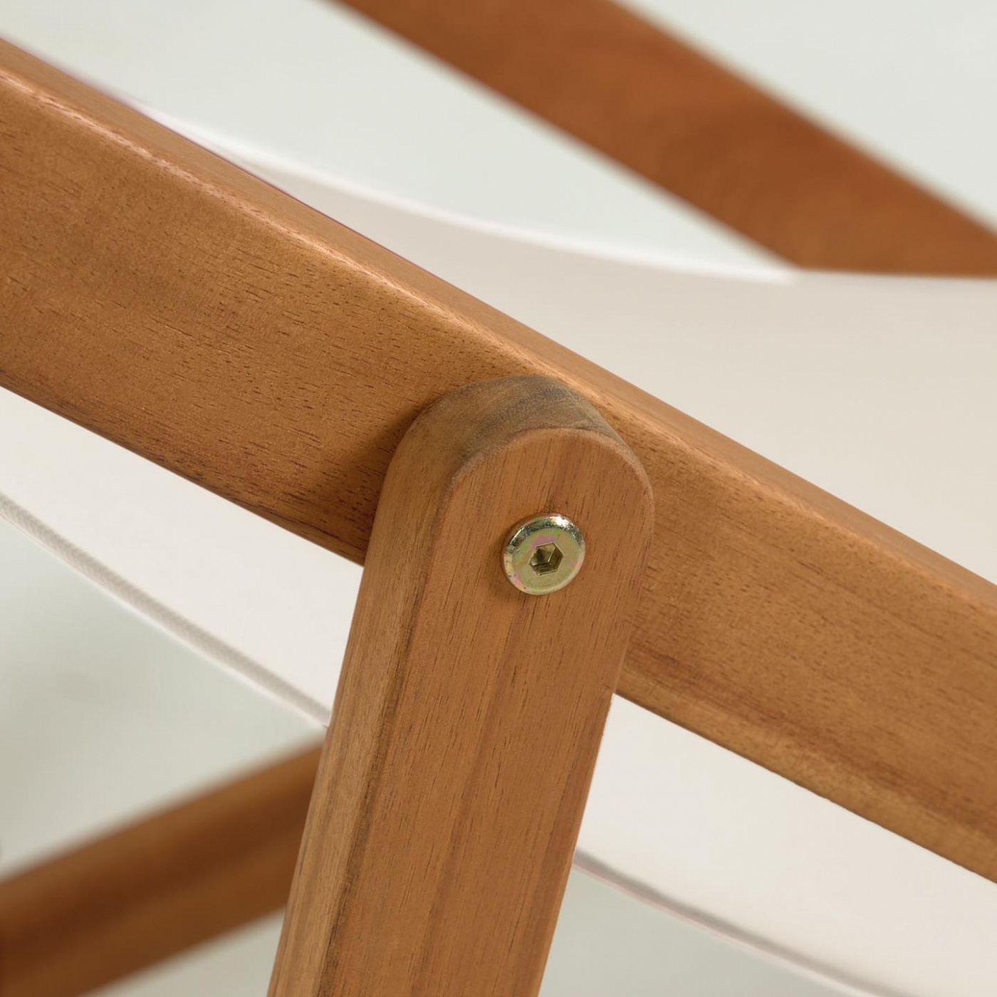 097800 Шезлонг из массива акации бежевый La Forma Adredna  - Вид №5