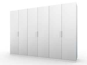 Деревянный шкаф