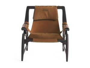 Кожаное кресло с подлокотниками