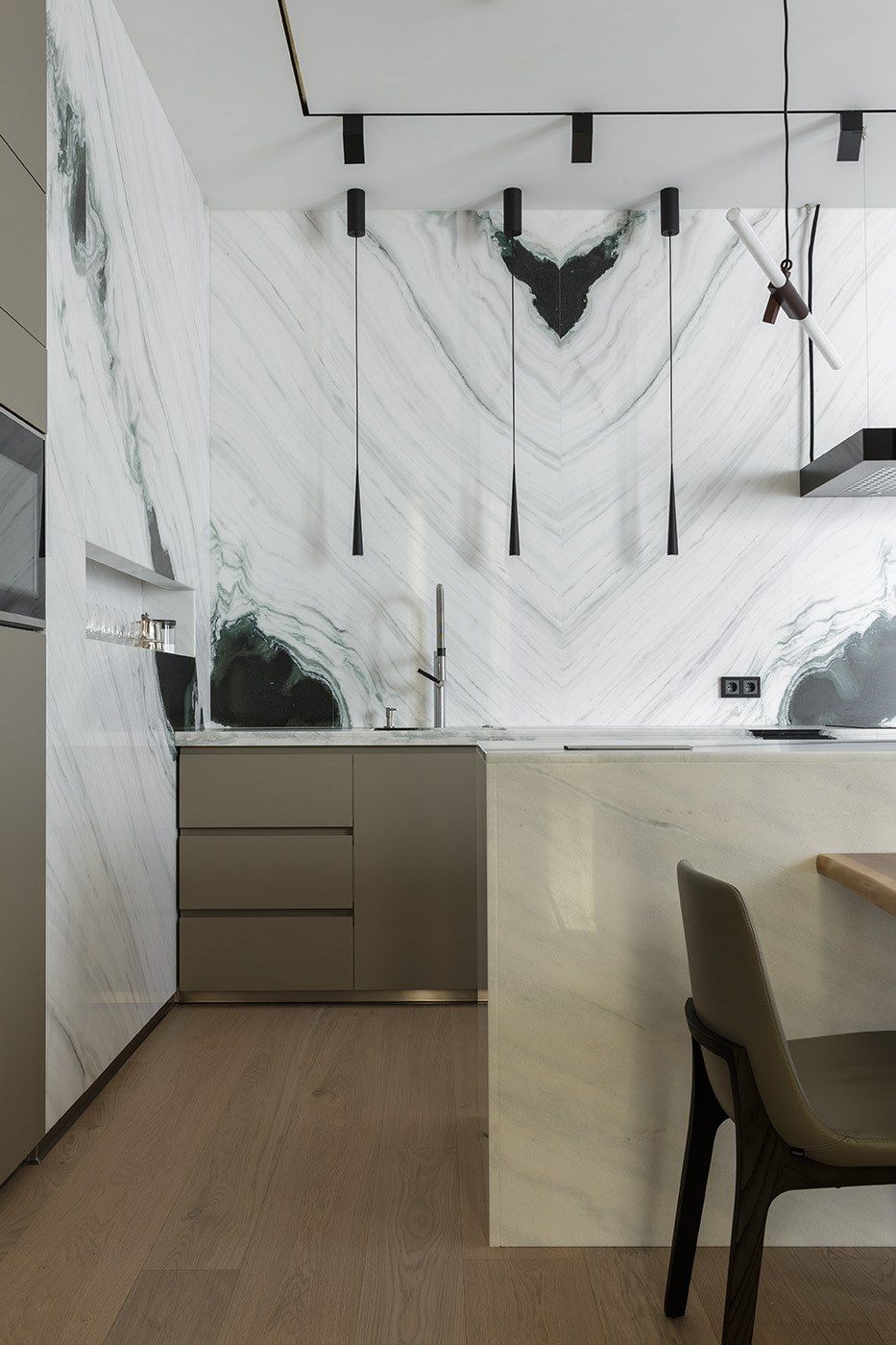 Кухня с трех сторон с островом и соседним столом TM Italia Cucine ARCH-00038339 - Вид №10