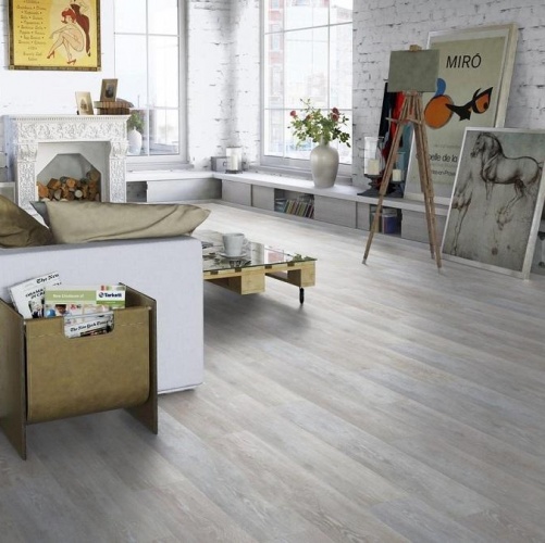 Виниловый ламинат Tarkett Lounge Husky Дуб с брашью (Текстурированная) 914,4х152,4/101,6 мм 1000901227 - Вид №2