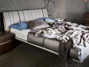 ZANETTE Двуспальная лакированная деревянная кровать