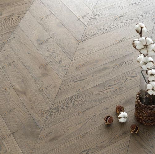 Паркет Ёлка Coswick Скалистый Риф Дуб Рустик (Гладкая) 320х82,55 мм 11284230