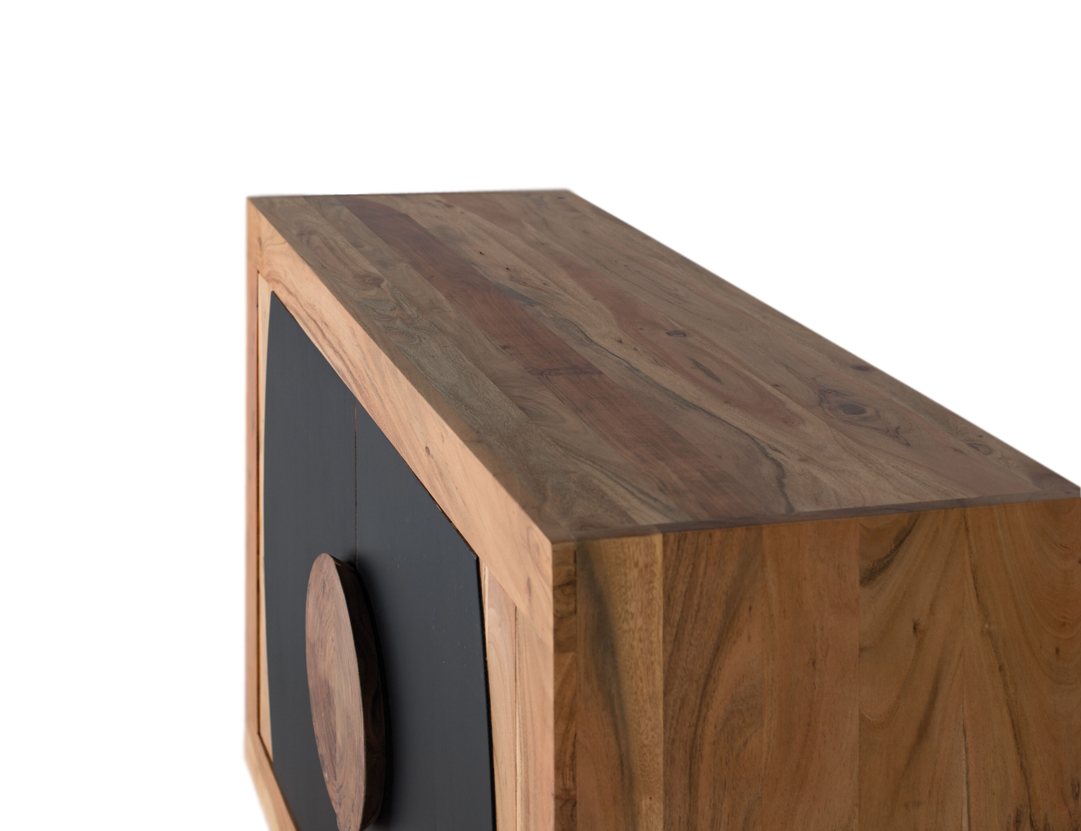 Шкаф из акации с распашными дверями Giner y Colomer Essence ARCH-00018172 - Вид №3