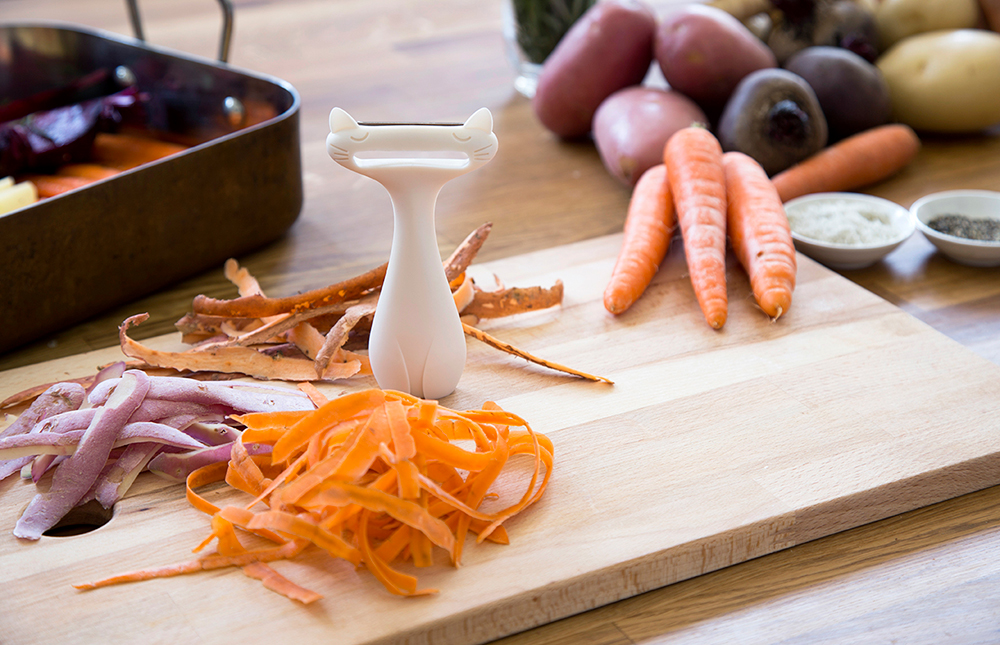 PE887 Пиллер для овощей catpeeler белый Peleg Design  - Вид №6