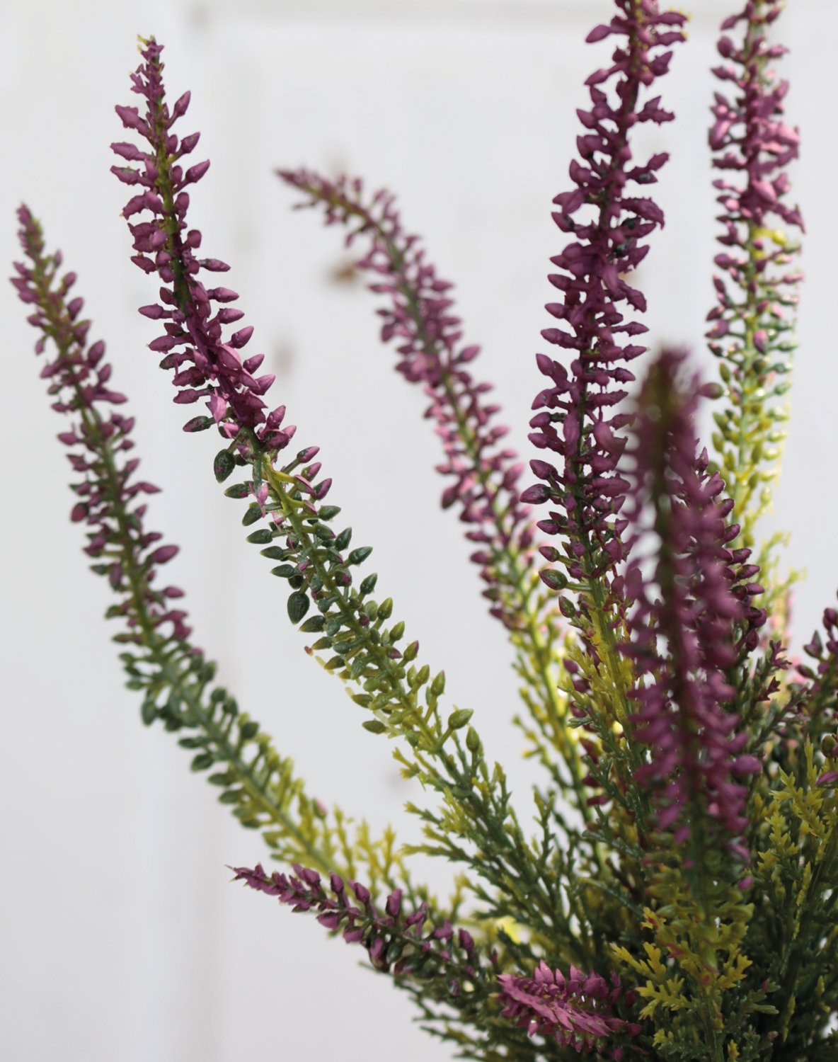 1711 222 a3 Искусственный куст эрики, 7 цветов, 32 см, темно-фиолетовый H-andreas  - Вид №1