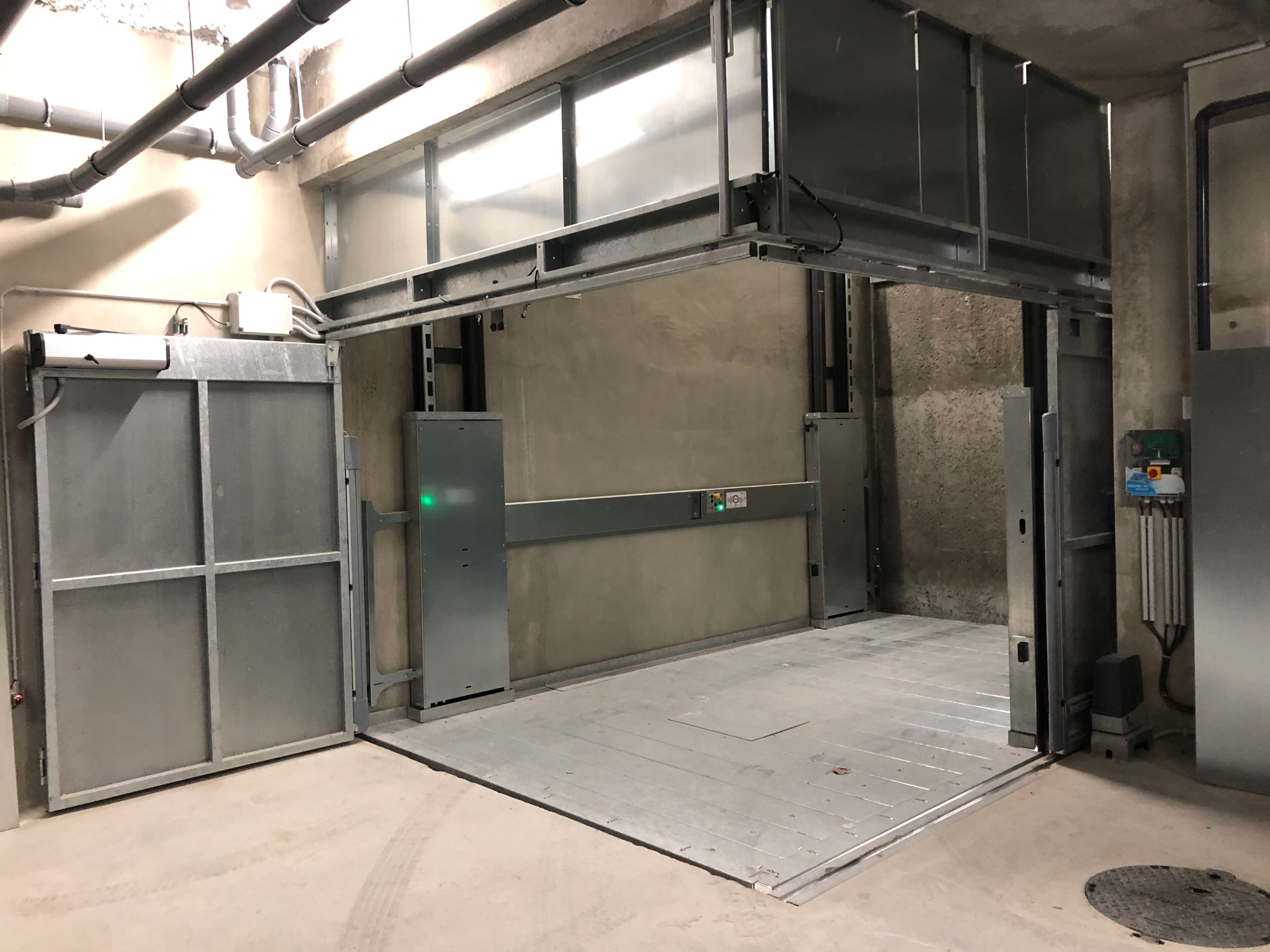 Моторизованные ворота CARMEC CANCELLO MOTORIZZATO SU MISURA ARCH-00132853