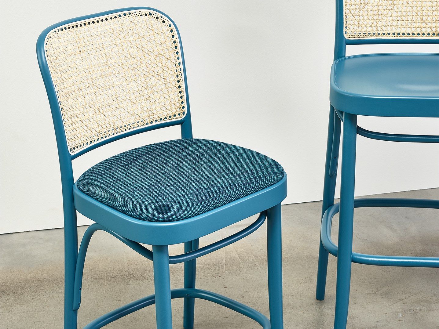 Деревянный стул с мягким сиденьем TON 811 ARCH-00035973 - Вид №10