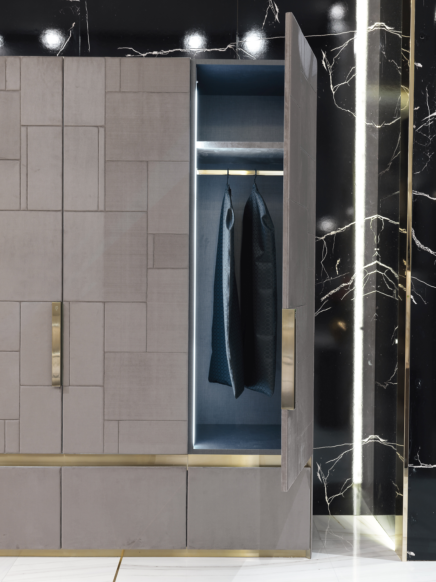 Barrymore Меблированный Гардероб Visionnaire  - Вид №4