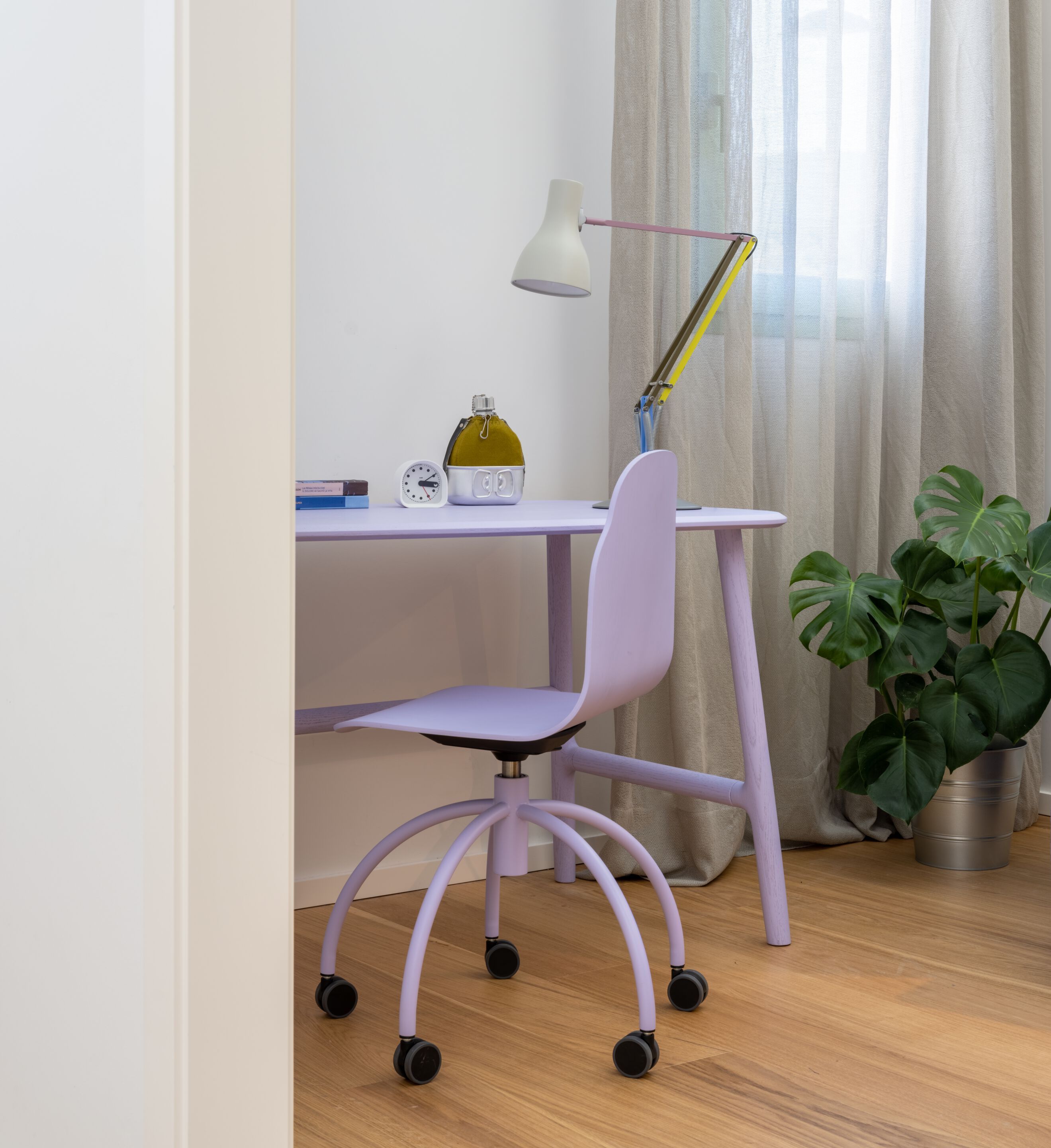 Операционный офисный стул с колесами SANCAL Body ARCH-00065599 - Вид №4