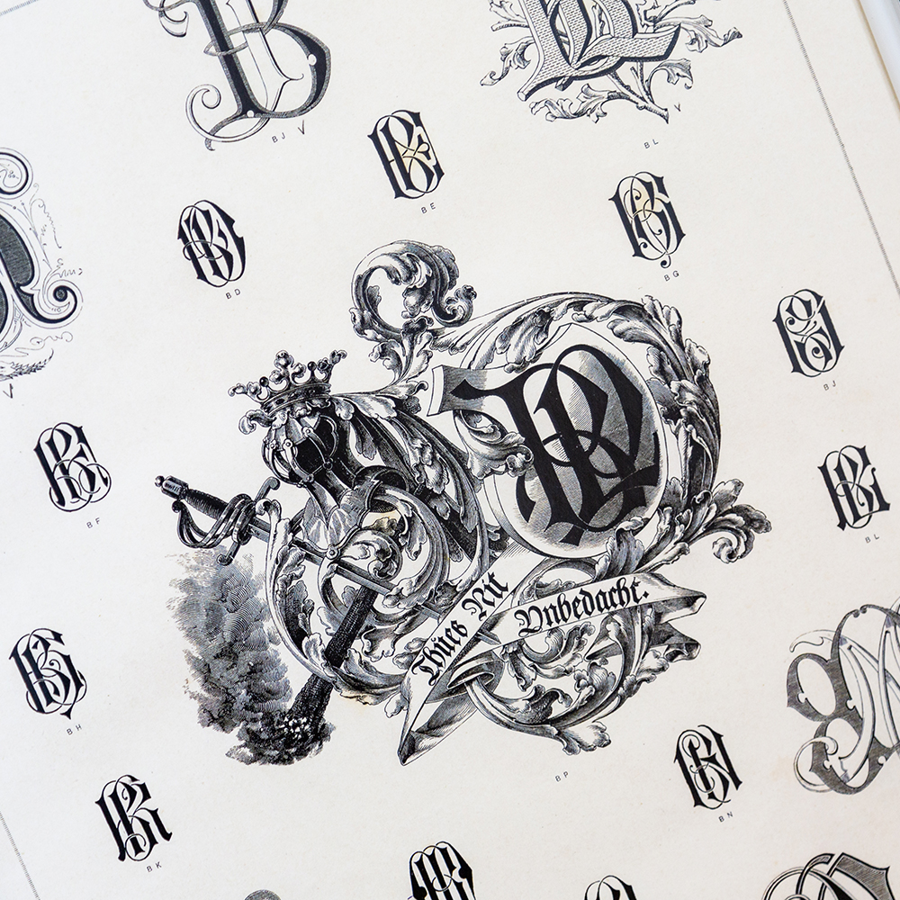 21080902 Арт-постер «Монограмма 5» Object Desire Азбука мечты  - Вид №4