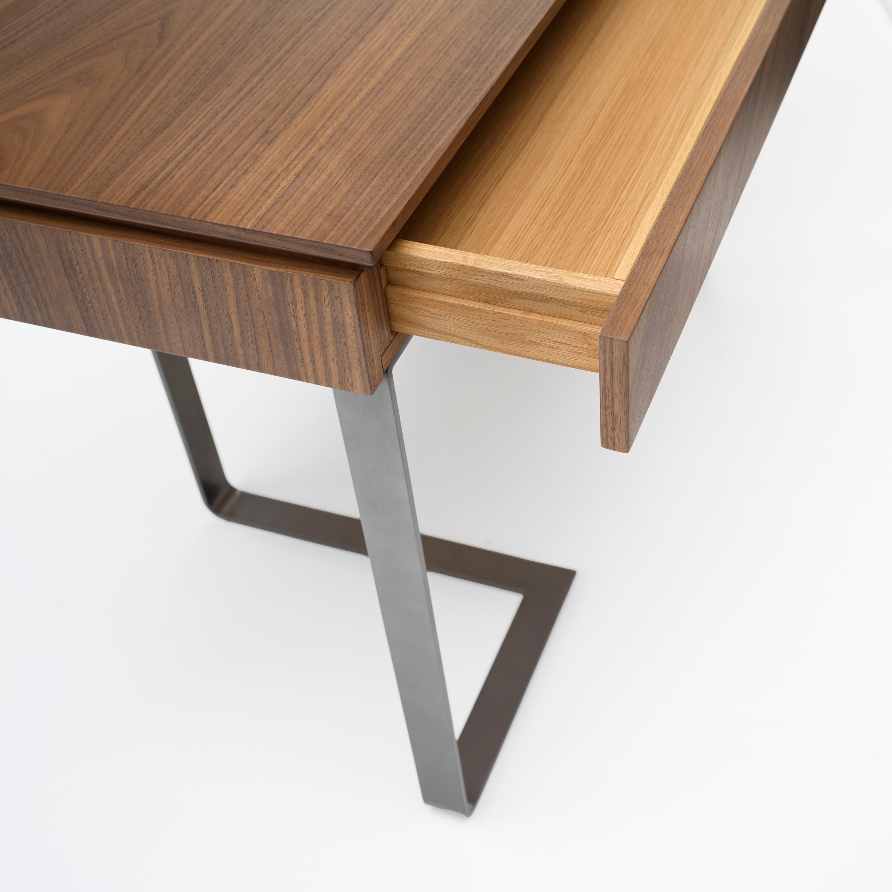 Консольный стол с металлическими ножками Arte Brotto Leonardo ARCH-00020954 - Вид №2