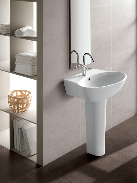 Y0QX01 Nido 68 умывальник с пьедесталом Hatria 