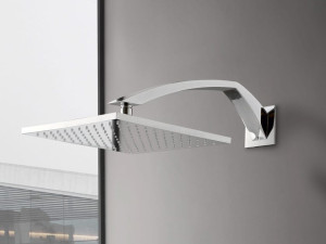 Настенная душевая головка с системой защиты от накипи