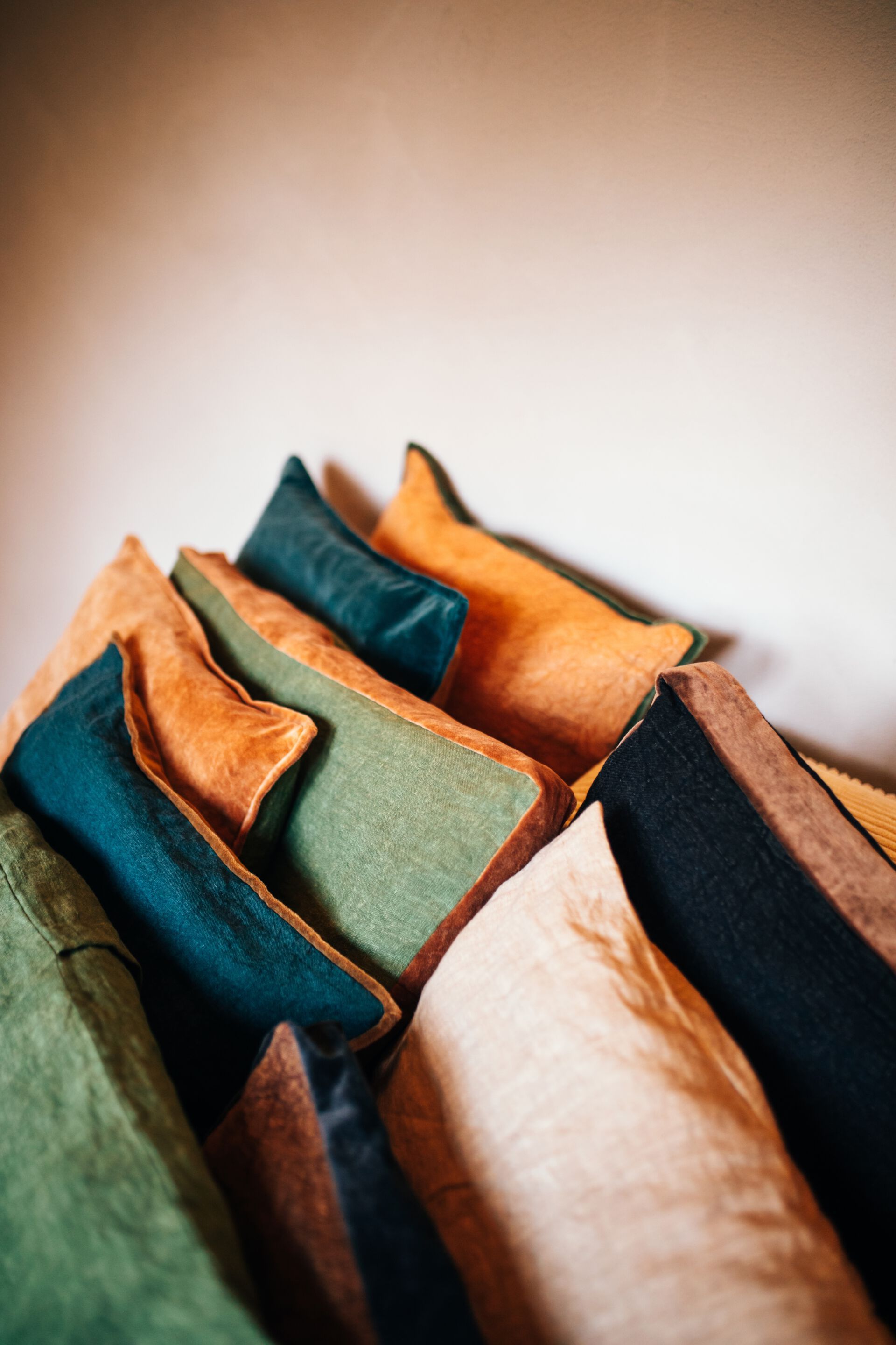 Льняная прямоугольная однотонная подушка POMAX BORDERS ARCH-00106515 - Вид №45