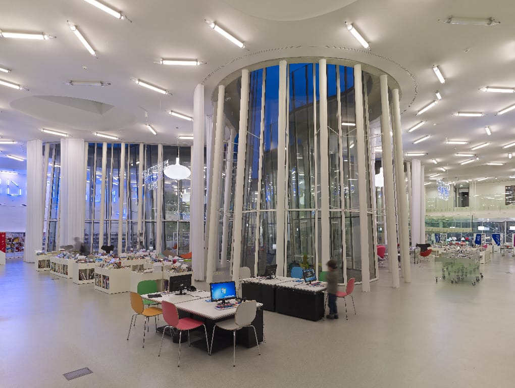 Светодиодный потолочный светильник из поликарбоната iGuzzini iSign ARCH-00138940