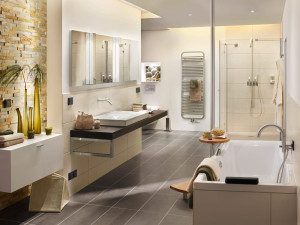 Настенная душевая колонка из нержавеющей стали с ручным душем