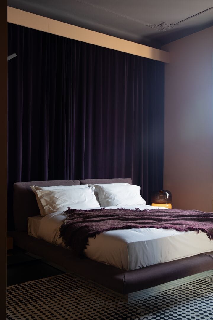 Двуспальная мягкая кровать Baxter Aura ARCH-00075198 - Вид №5