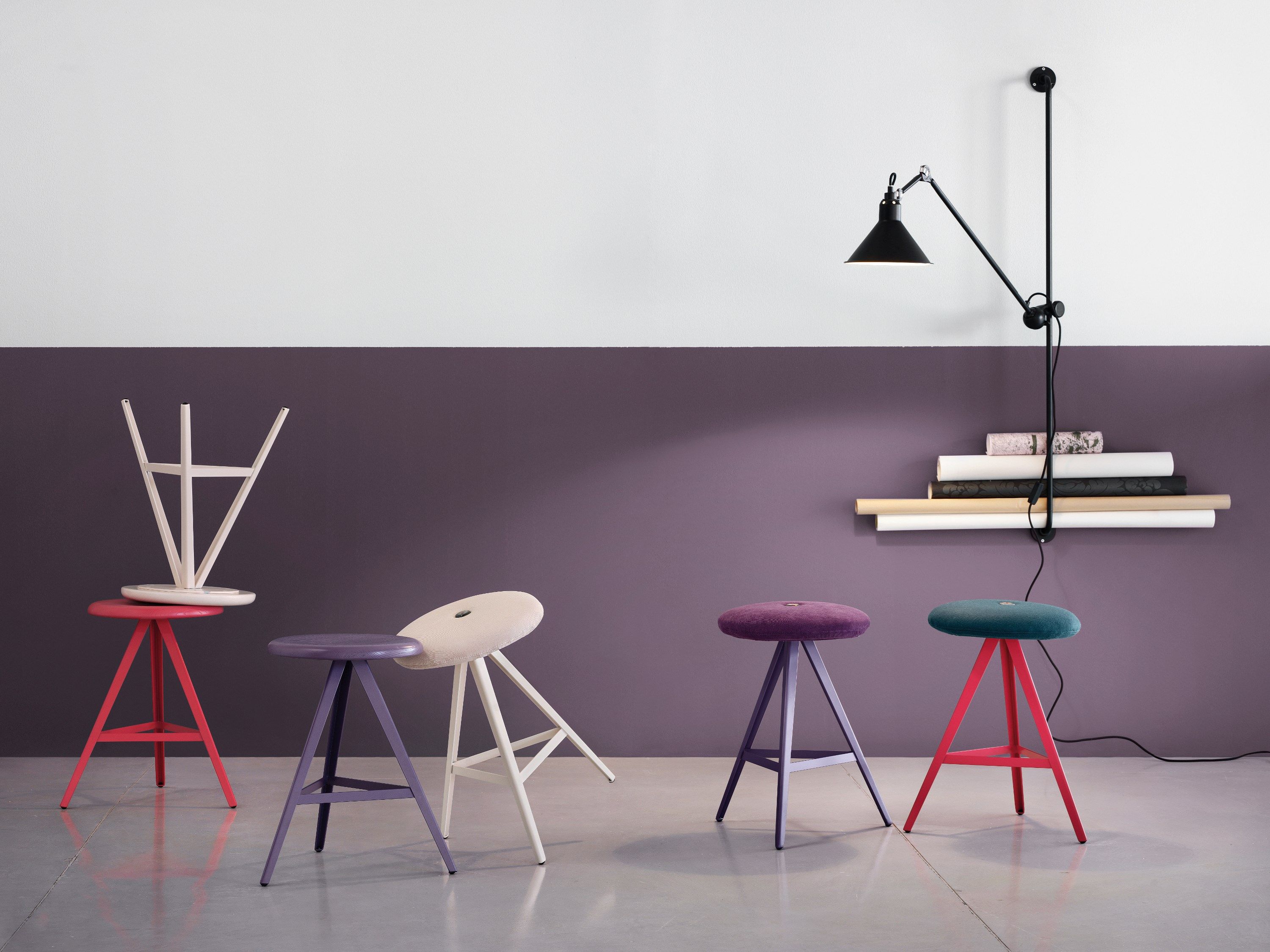 Низкий тканевый стул с подставкой для ног TrabA' Aky ARCH-00150746 - Вид №3