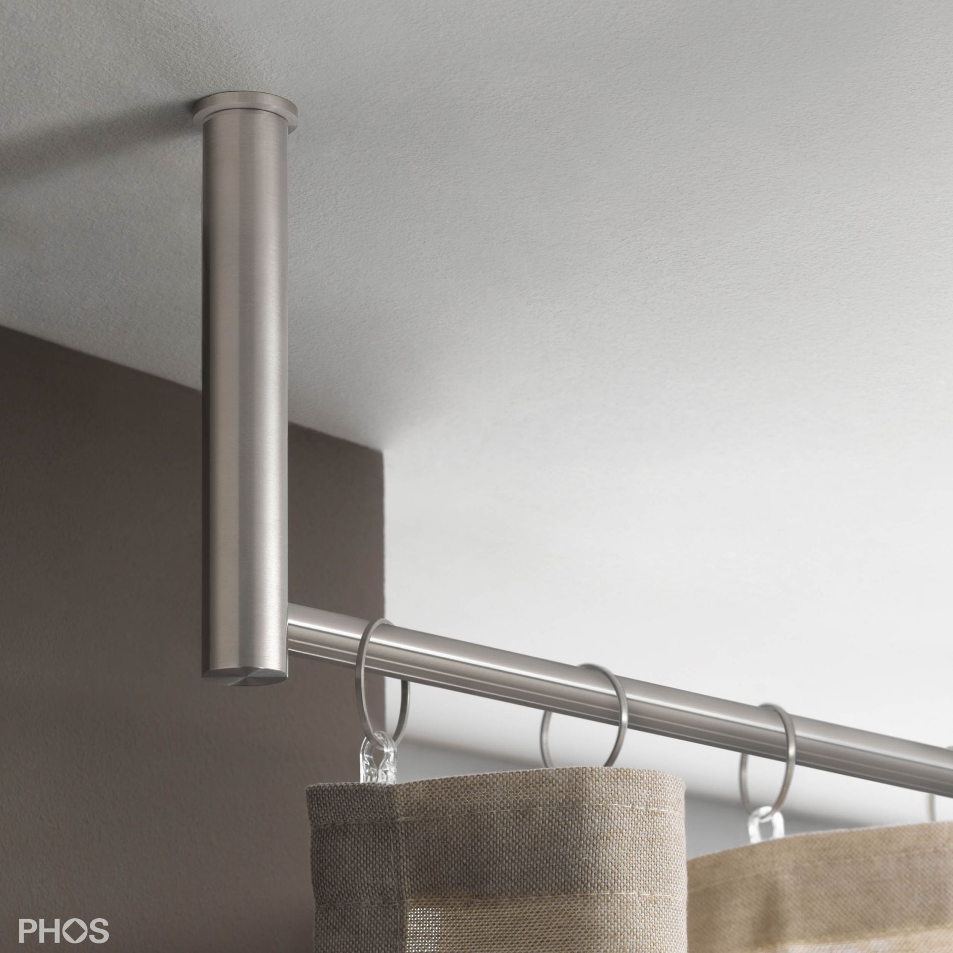 VS20-140E2400-D Комплект карнизов: 240 см с 2 концевыми кронштейнами и 1 кронштейном в качестве центральной опоры (большое расстояние от потолка) PHOS 