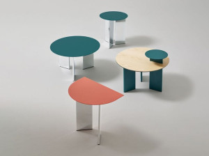 Круглый алюминиевый журнальный столик