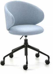 arrmet Регулируемое по высоте кресло из ткани на колесиках Belle
