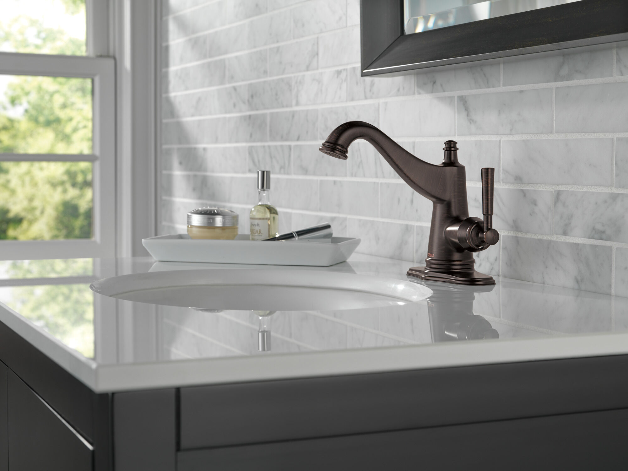 15777LF-RB Смеситель для ванной с одной ручкой Delta Faucet Mylan Венецианская бронза  - Вид №4