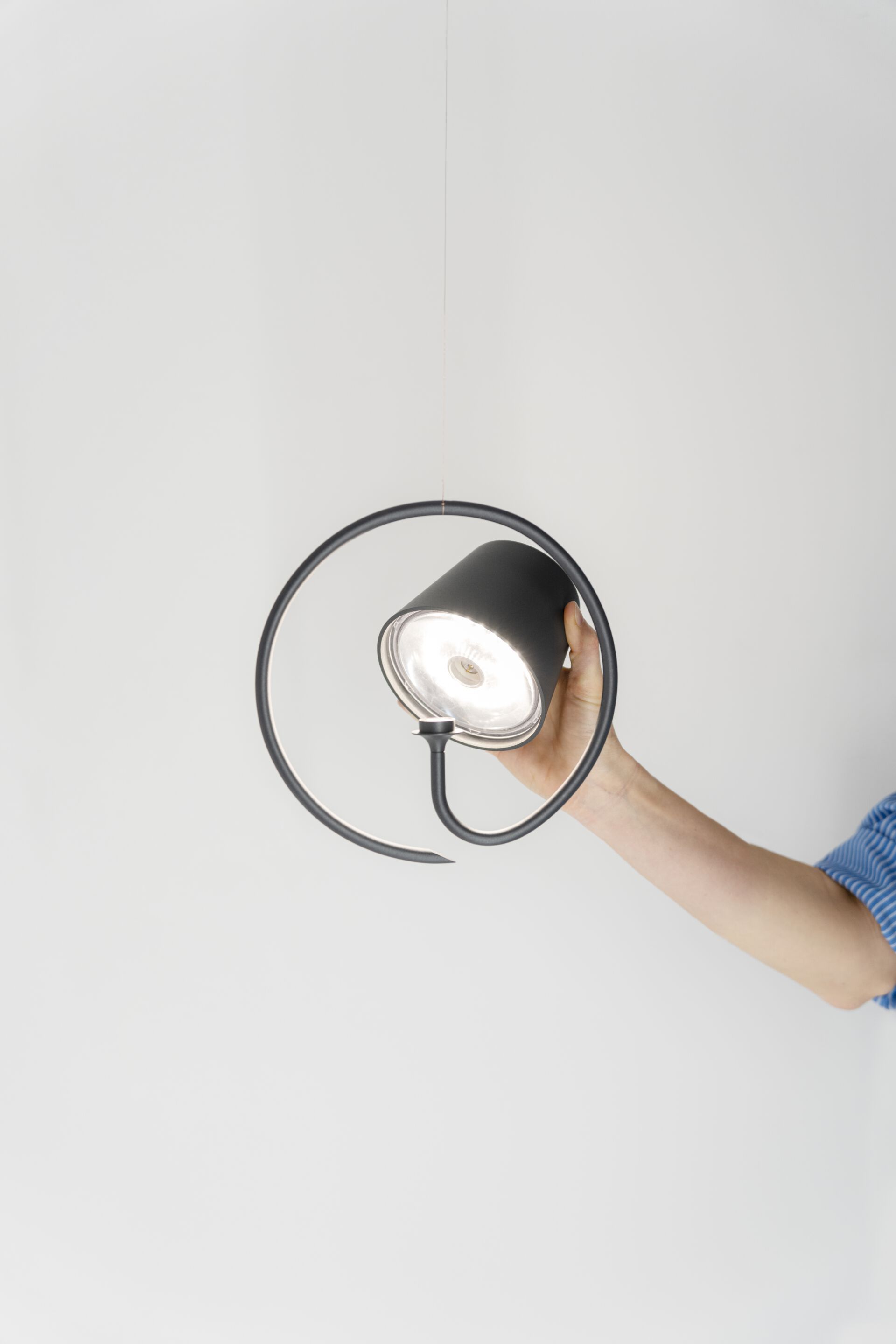 Перезаряжаемый подвесной светильник Zafferano Poldina ARCH-00062863 - Вид №7