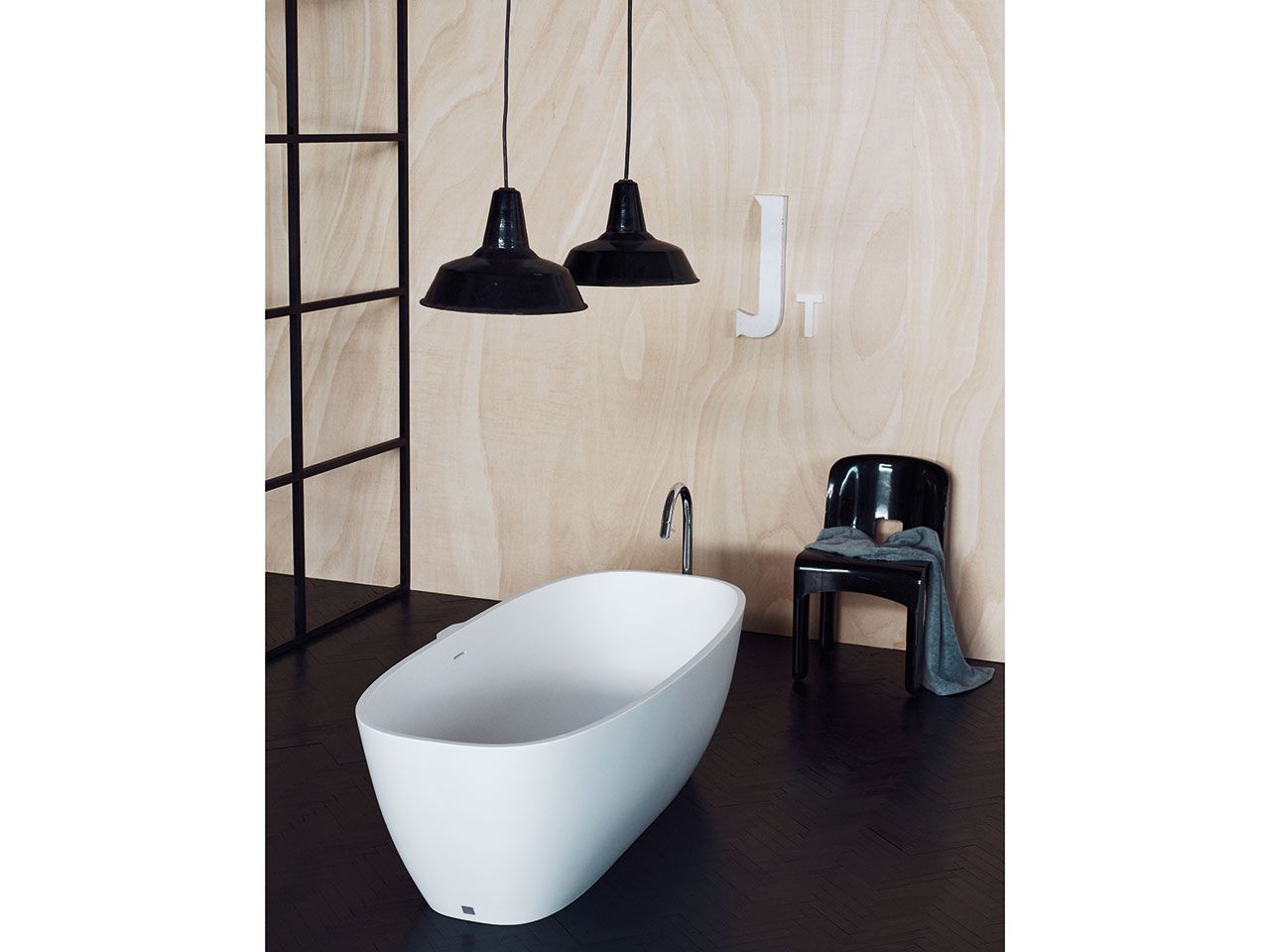 Овальная ванна в центре комнаты в Cristalplant® Agape Normal ARCH-00078332 - Вид №1