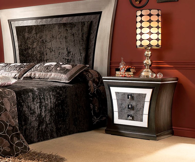 008804 Тумбочка 13031 Llass Wonderland Santreyd