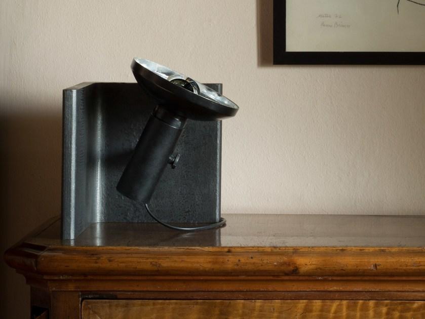 axis71 Настольная лампа из металла  Ax19102000  - Вид №4