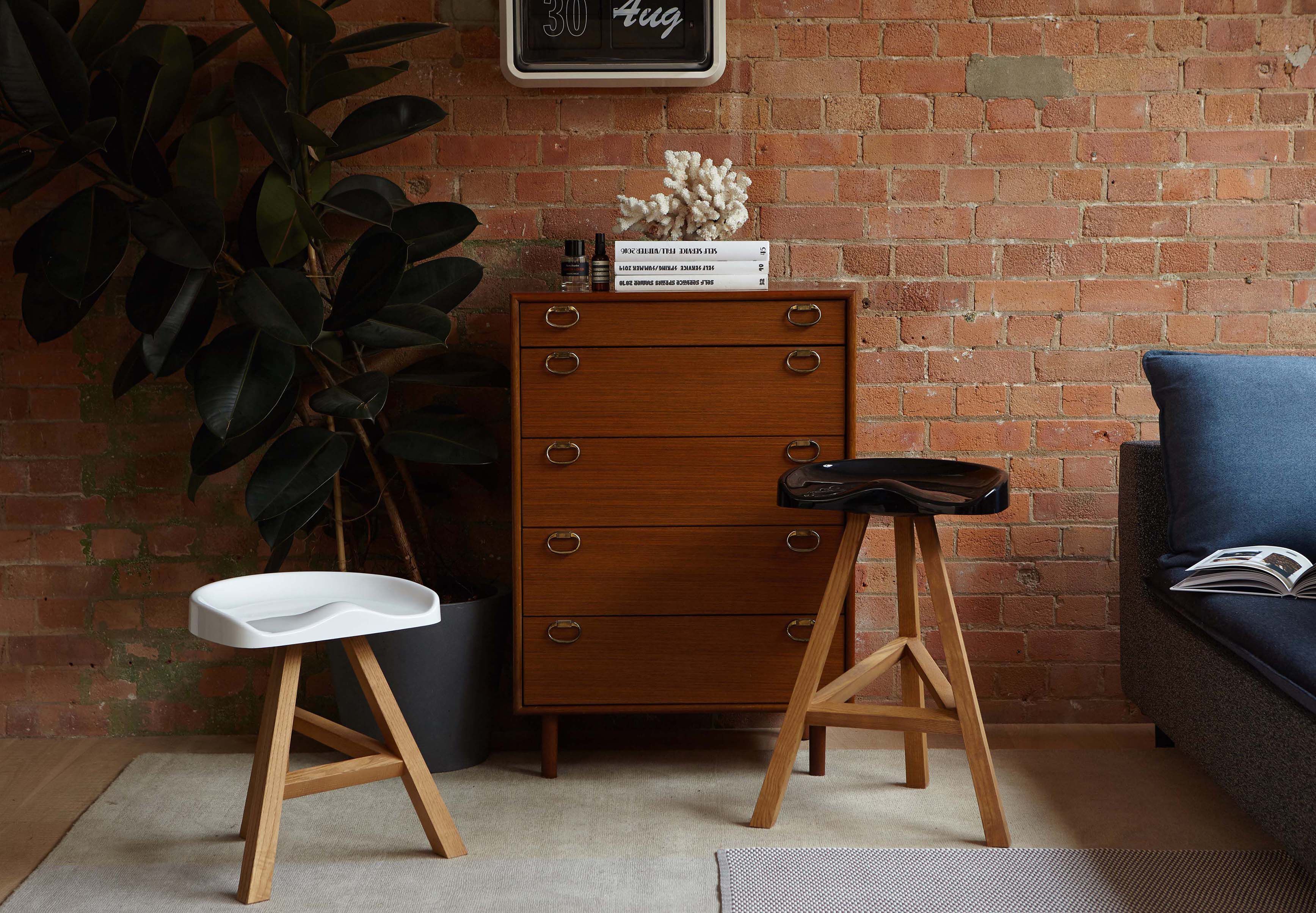 Низкий стул из дуба и акрила Established&Sons Heidi ARCH-00046761 - Вид №5