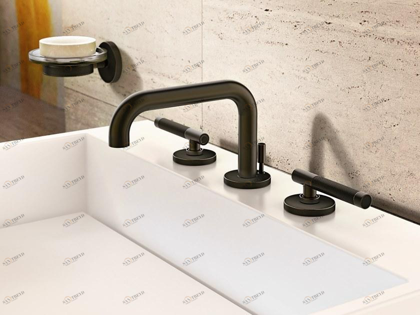 GRAFF Смеситель для раковины на 3 отверстия со сливом Harley 5372000