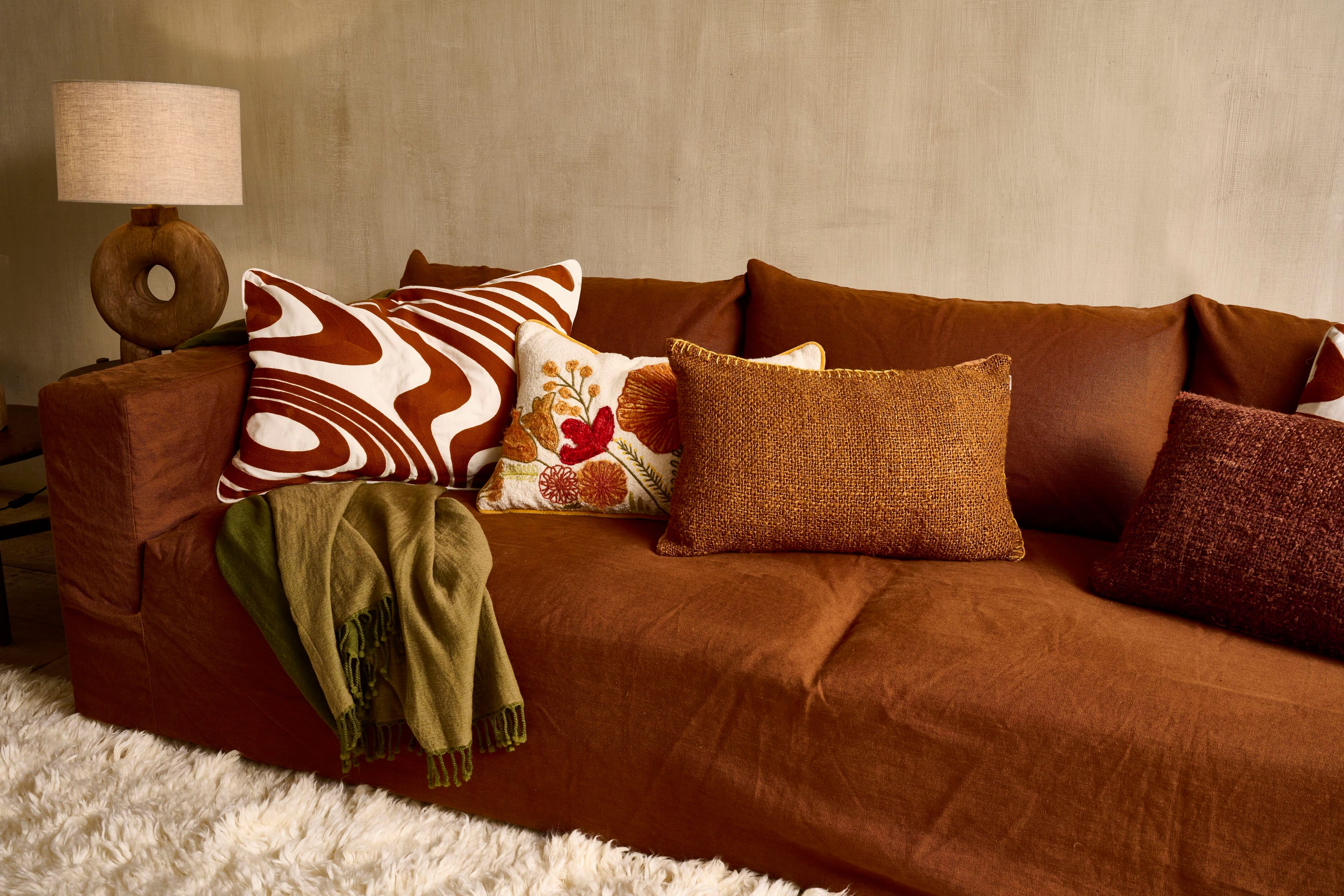 Обычная подушка из вискозы с огнестойким наполнителем POMAX Ayala ARCH-00035958 - Вид №8