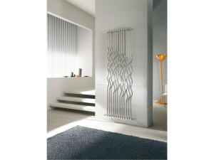 Полотенцесушитель из полированной стали