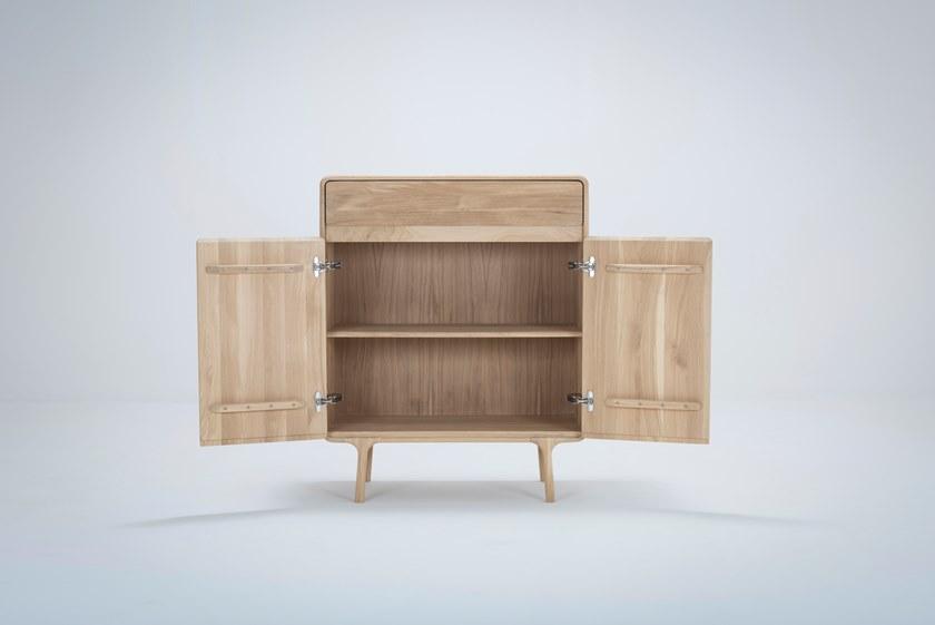 Gazzda Комод из дуба с распашными дверцами Fawn 01d - Вид №2