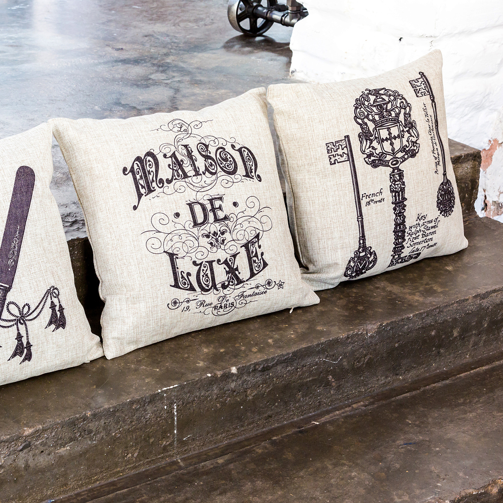 2718860 Интерьерная подушка «Старинная гравюра», версия 20 Object Desire  - Вид №2