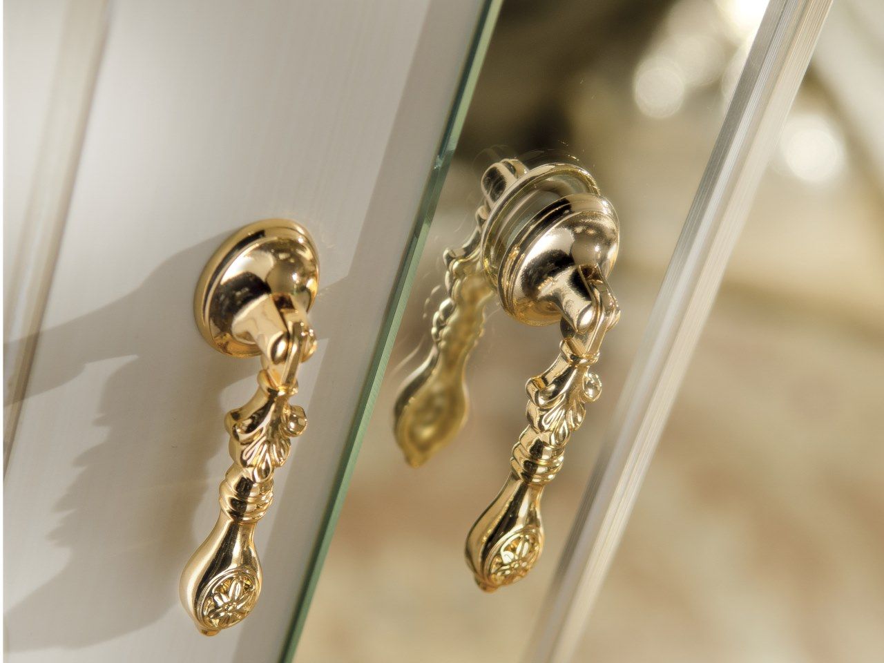 Деревянный шкаф с зеркалом CASA +39 La Fenice ARCH-00010073 - Вид №1