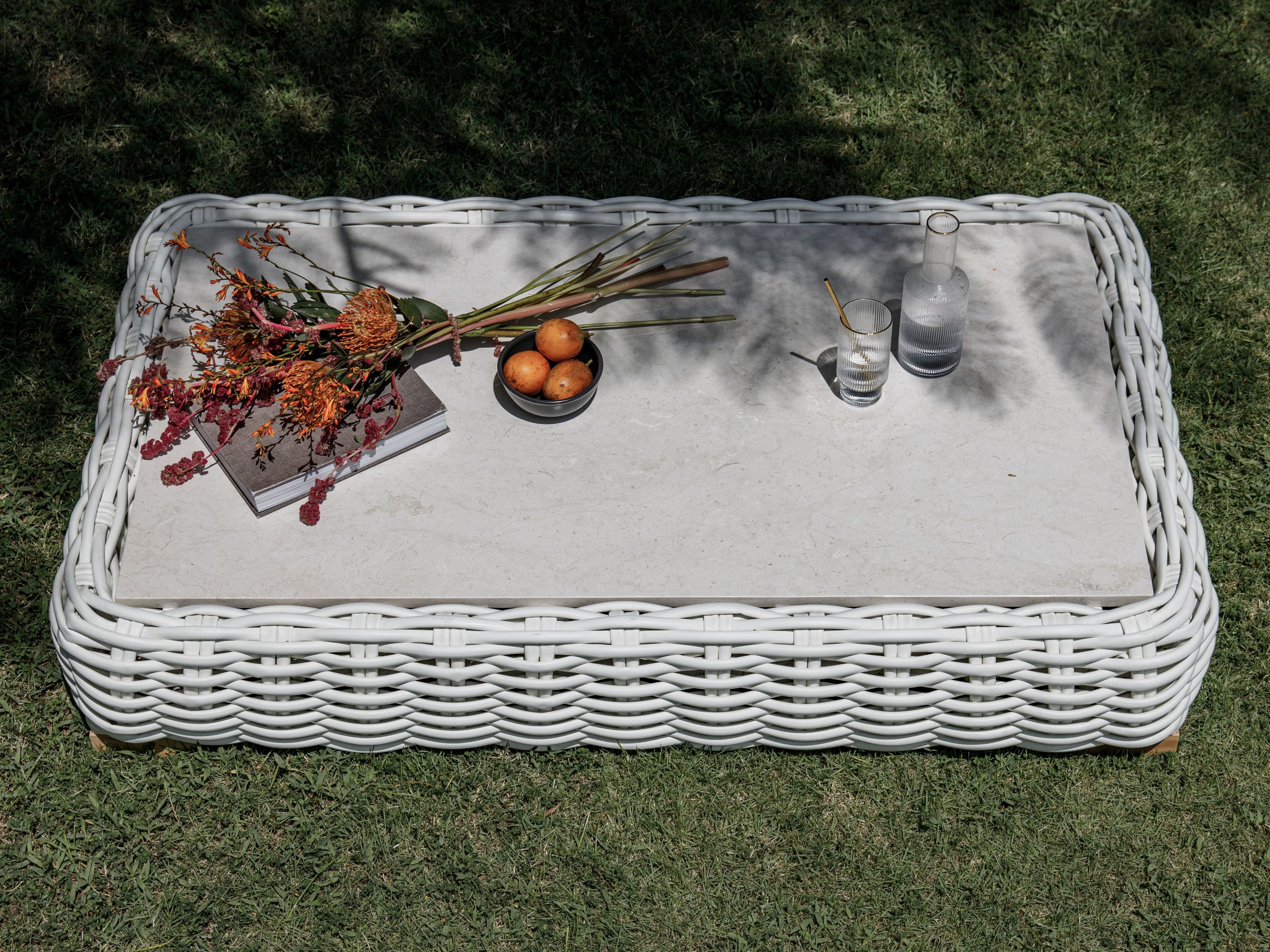 Мраморный прямоугольный низкий садовый столик cbdesign Bubble ARCH-00093308 - Вид №3