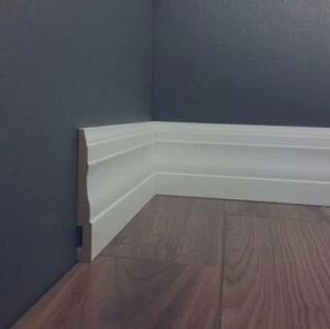 Плинтус Ultrawood Base 003 2440х134 мм.