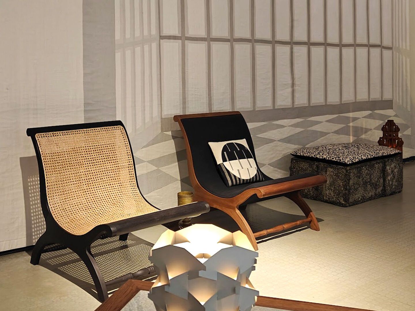 Кресло из тикового дерева без подлокотников Phantom Hands Джеффри Бава ARCH-00037827 - Вид №3