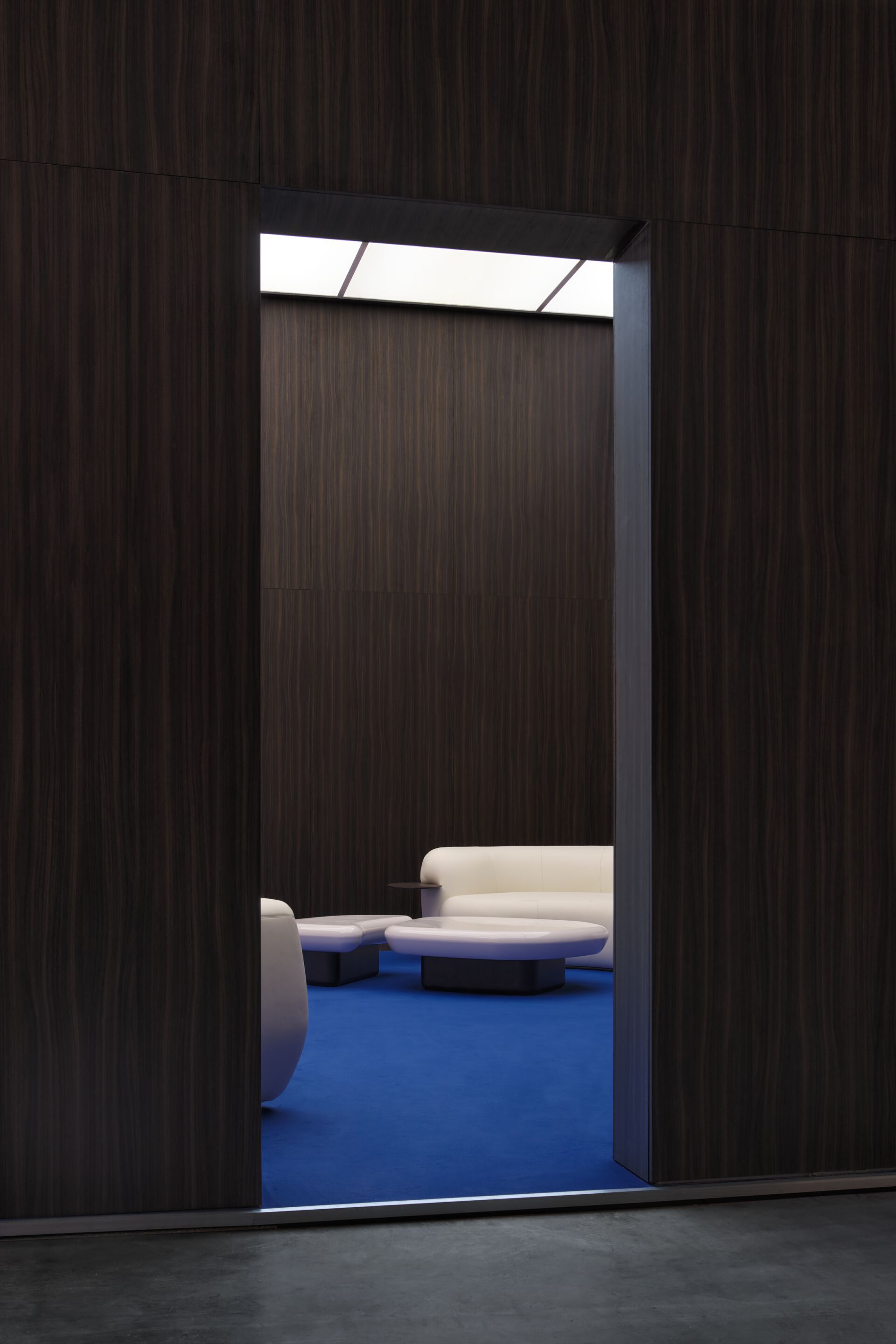 Низкий журнальный столик из лакированного дерева Secolo KAWA ARCH-00117266 - Вид №3