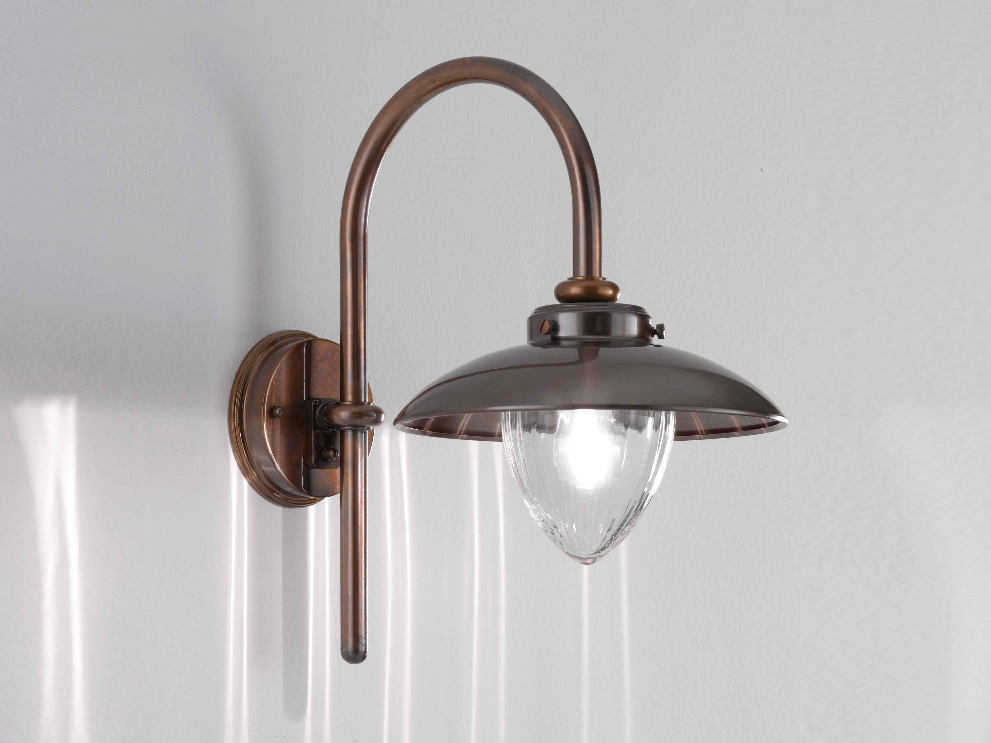 Латунная светодиодная наружная настенная лампа Cremasco Illuminazione Венецианская традиция ARCH-00006903 - Вид №1