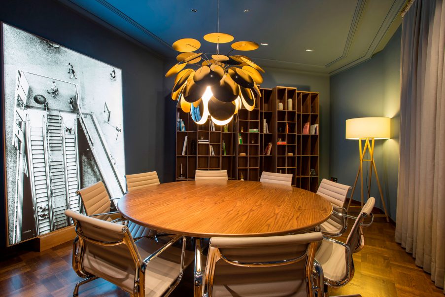 086353 Люстра 88 бежевая матовая Marset Discoco  - Вид №2