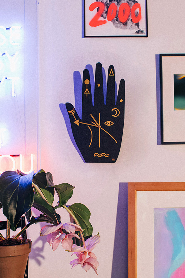 DYMYSWCHA Часы mystic time hand Doiy  - Вид №1