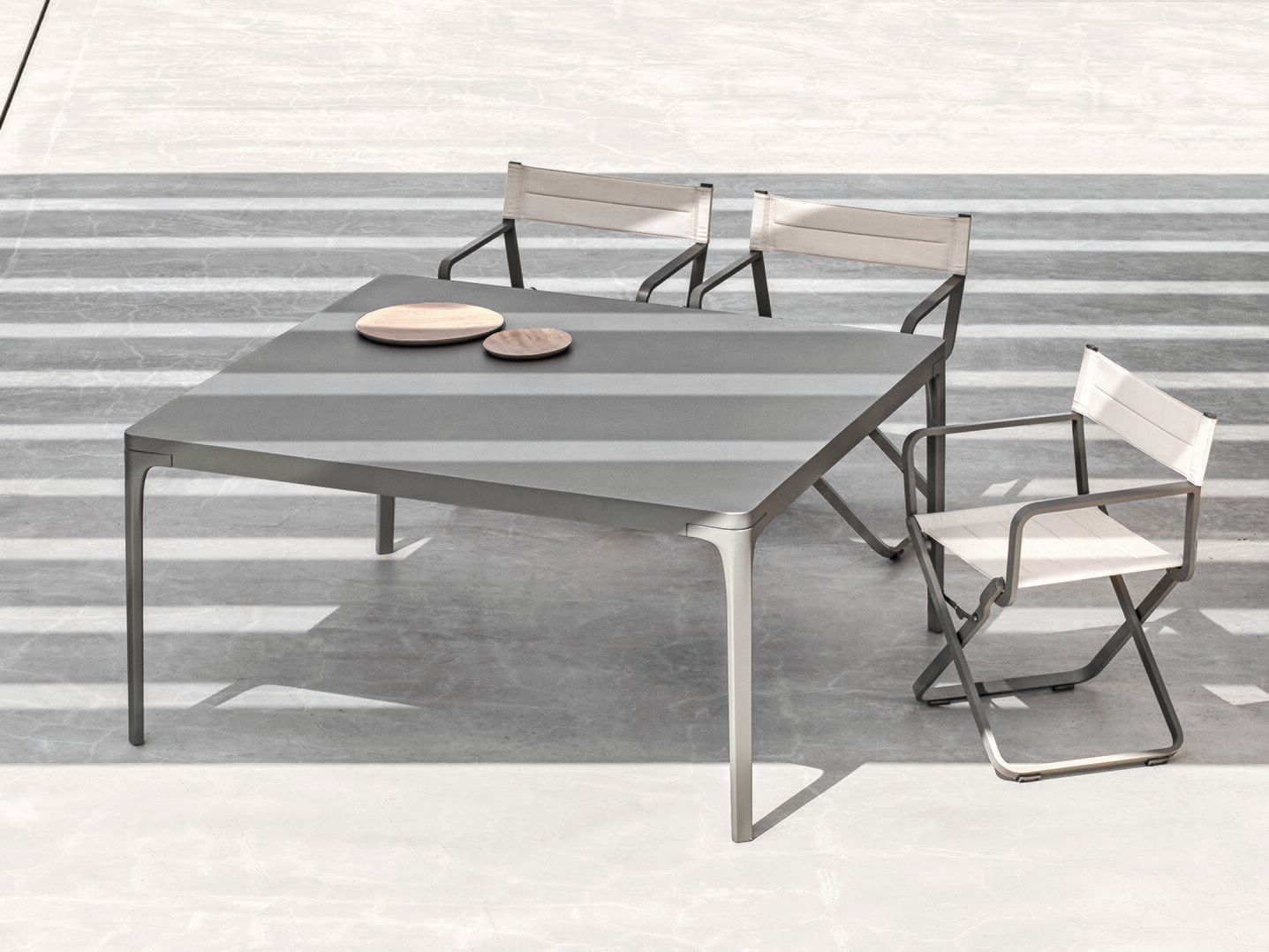 Квадратный садовый стол из керамогранита Ethimo ARCH-00084805